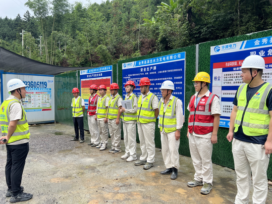 廣西來賓建設工程項目部開展隱患大排查。高恒輝 攝.png